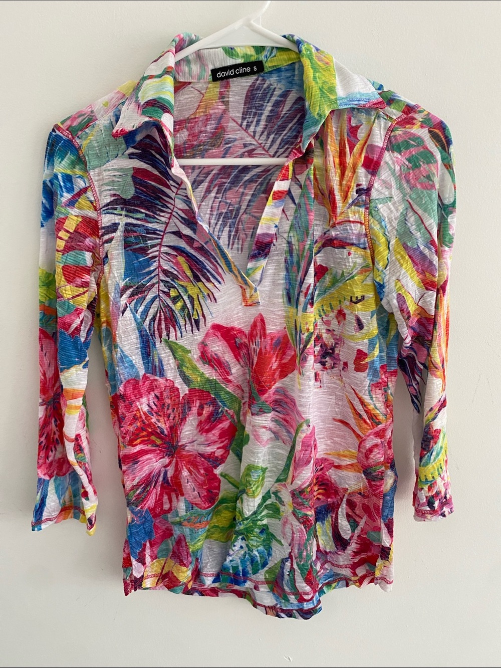 David Cline Palm Lightweight 3/4 Slv Collar Floral
Top T-Shirt Size SMALL